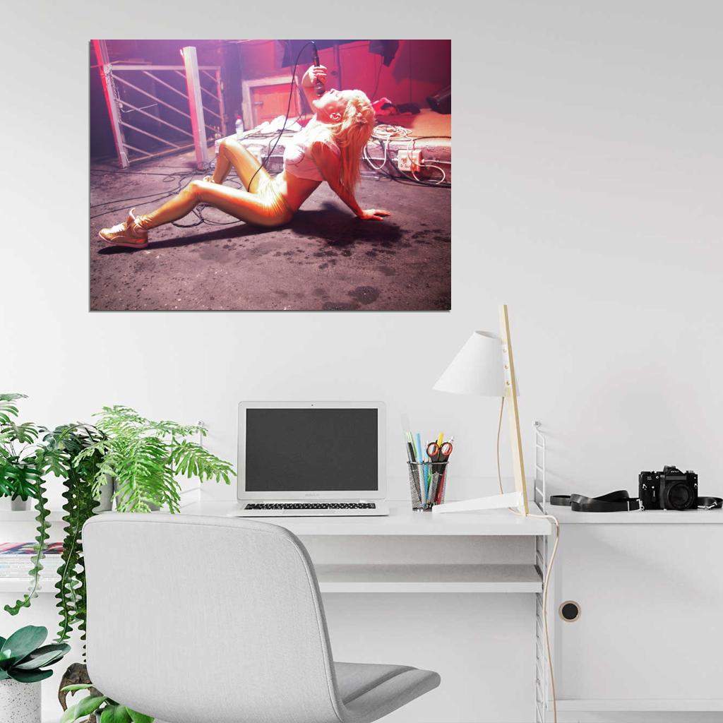 Yo-Landi Vi$$er Hot Sexy Yolandi Visser Die Antwoord Microphone Rap-Rave Band Alternative Hip-Hop Music Wall Art Print Poster