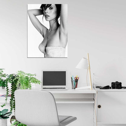 Jennifer Love Hewitt Hot Actress Sexy Body BW Wall Art Print Poster