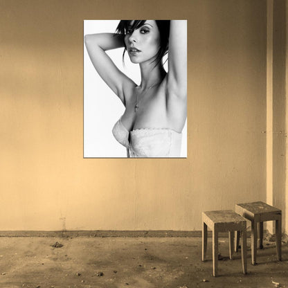 Jennifer Love Hewitt Hot Actress Sexy Body BW Wall Art Print Poster