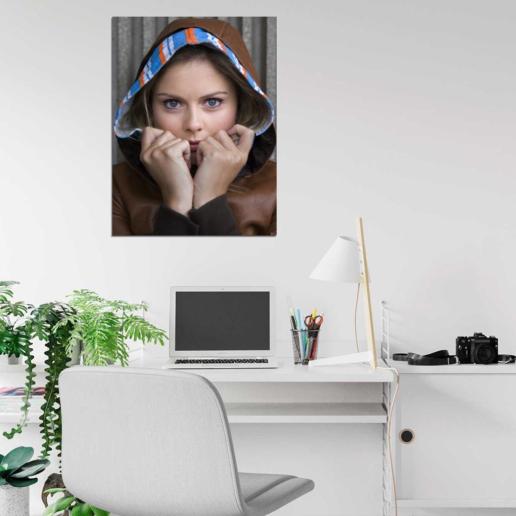 Rose McIver Cute Actress Portrait Movie Wall Art Print Poster