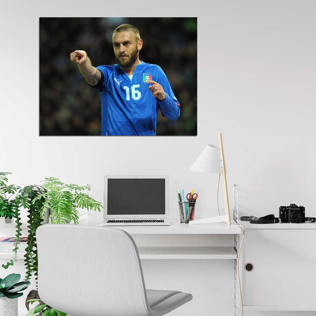 Daniele De Rossi Italy Football Soccer Sport Wall Art Print Poster