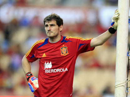 Iker Casillas Goalkeeper Spain Football Soccer Sport Wall Art Print Poster