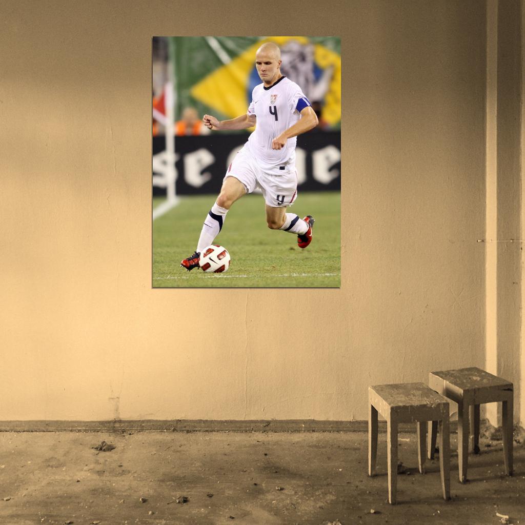Michael Bradley USA Football Soccer Sport Wall Art Print Poster