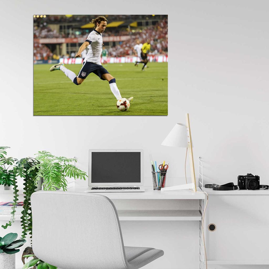 Mix Diskerud USA Football Soccer Sport Wall Art Print Poster