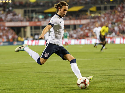 Mix Diskerud USA Football Soccer Sport Wall Art Print Poster