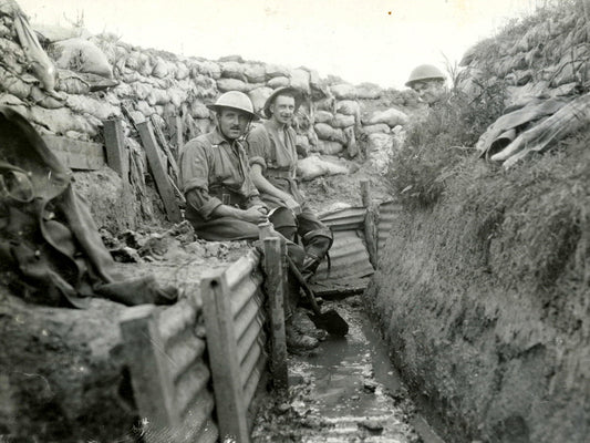 Draining Trench France Soldiers Rare WWI War WW1 BW Wall Decor Room Print Retro Vintage Poster