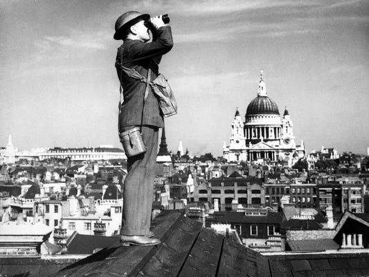Spotter Binoculars Battle of Britain WWII War WW2 Old Wall Decor Room Print Retro Vintage Poster