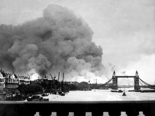 London Bombing Fire WWII World War WW2 Old BW Wall Decor Room Print Retro Vintage Poster