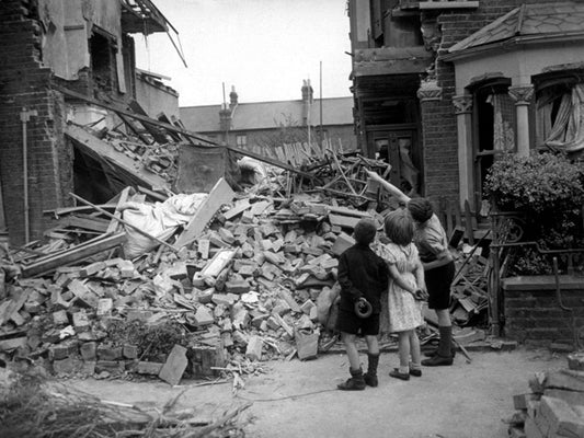 Children Debris Rare WWII World War Two WW2 Old Wall Decor Room Print Retro Vintage Poster