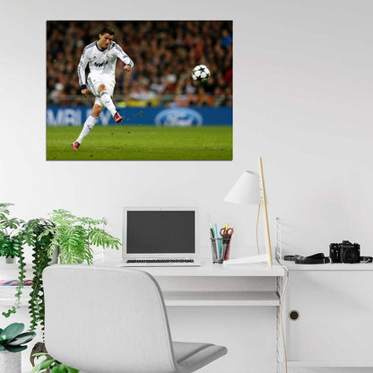 Cristiano Ronaldo Free Kick Madrid Football Wall Art Print Poster