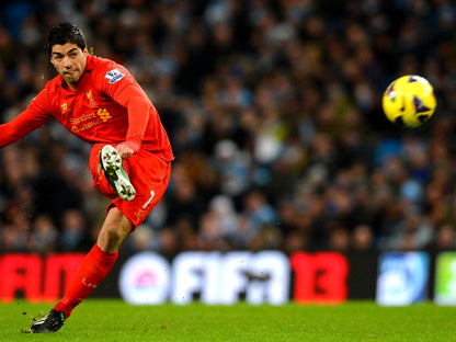 Luis Suarez Free Kick Ball Amazing Soccer Football Wall Art Print Poster