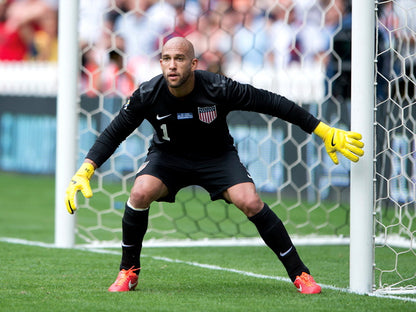 Tim Howard Goalkeeper Stance Post USA Soccer Football Wall Art Print Poster