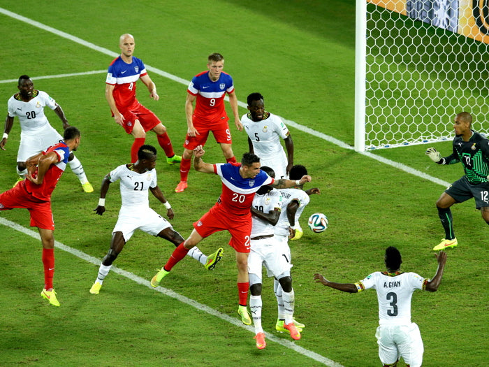 Clint Dempsey Captain Header Goal USA Soccer Football Wall Art Print Poster