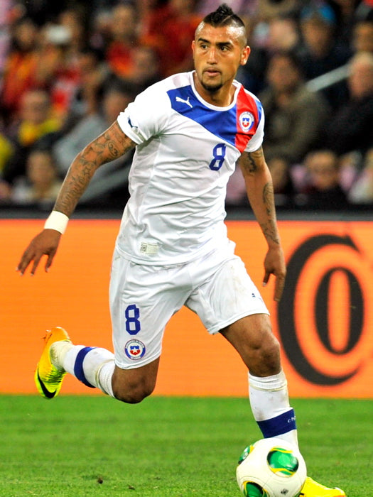 Arturo Vidal Chile World Cup Brazil Soccer Football Wall Art Print Poster