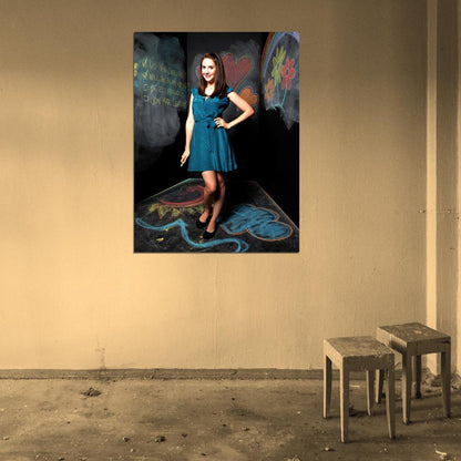 Alison Brie Dress Chalk Innocent Beautiful Actress Wall Art Print Poster