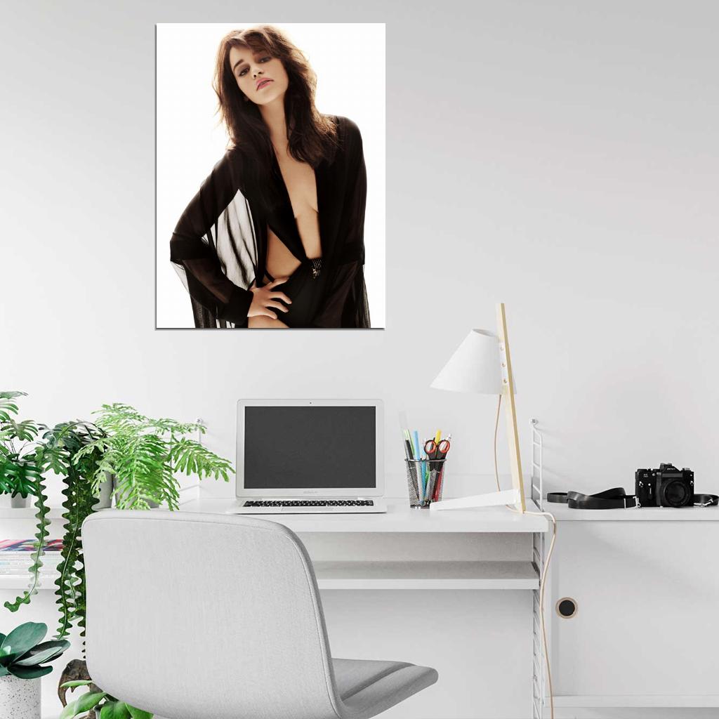 Emilia Clarke Hot Sexy Seductive Beautiful Cleavage Wall Art Print Poster