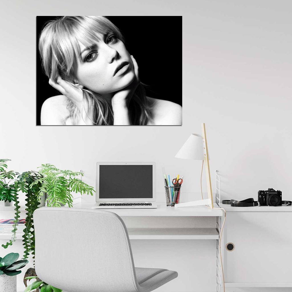 Emma Stone BW Portrait Pretty Beautiful Actress Wall Art Print Poster