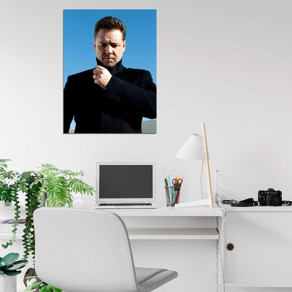 Russell Crowe Overcoat Portrait Handsome Actor Rare Wall Art Print Poster