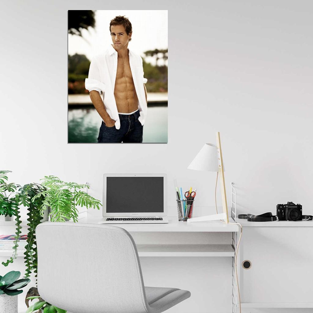 Ryan Reynolds Shirt Body Swimming Pool Hot Handsome Wall Art Print Poster