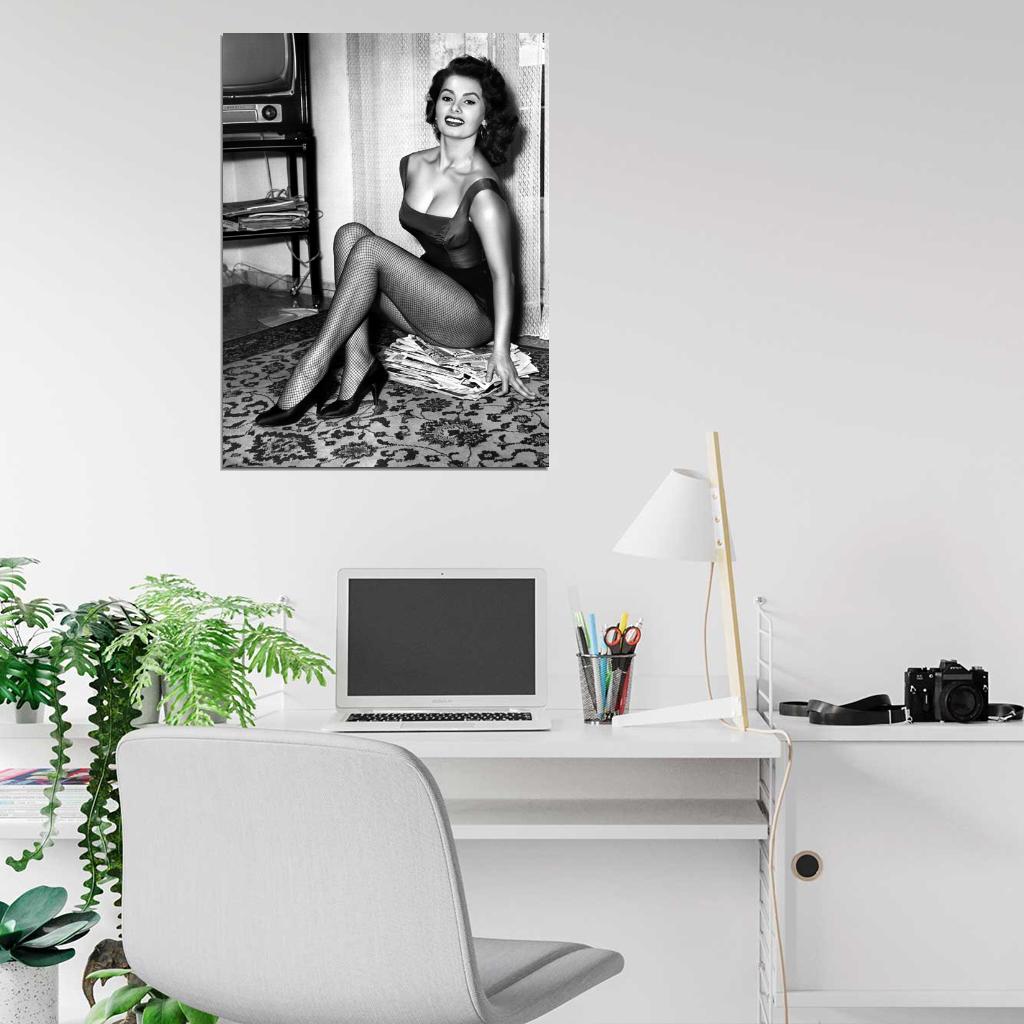 Sophia Loren BW Stockings High Heels Cleavage Hot Sexy Wall Art Print Poster