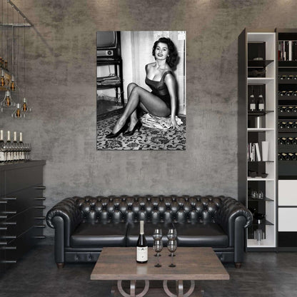 Sophia Loren BW Stockings High Heels Cleavage Hot Sexy Wall Art Print Poster