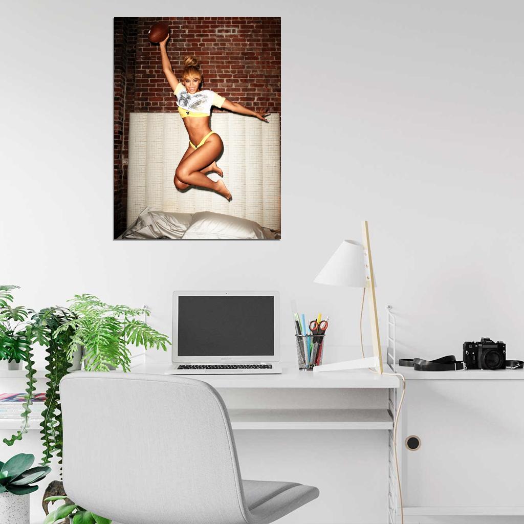 Beyonce Knowles Cheerful Lingerie Hot Sexy Singer Wall Art Print Poster