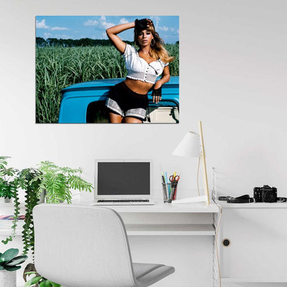 Beyonce Knowles Sexy Outfit Hot Music Artist Singer Wall Art Print Poster