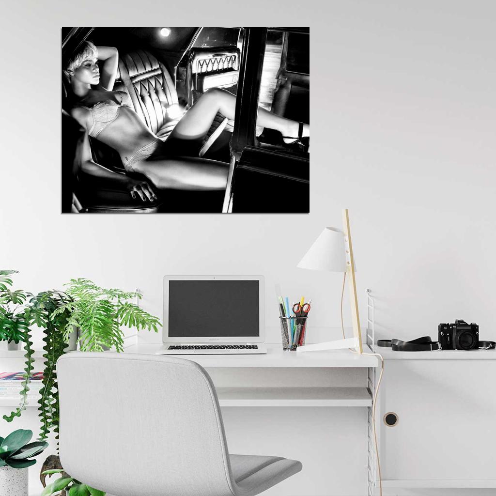 Rihanna Amazing BW Body Lingerie Beautiful Hot Sexy Wall Art Print Poster
