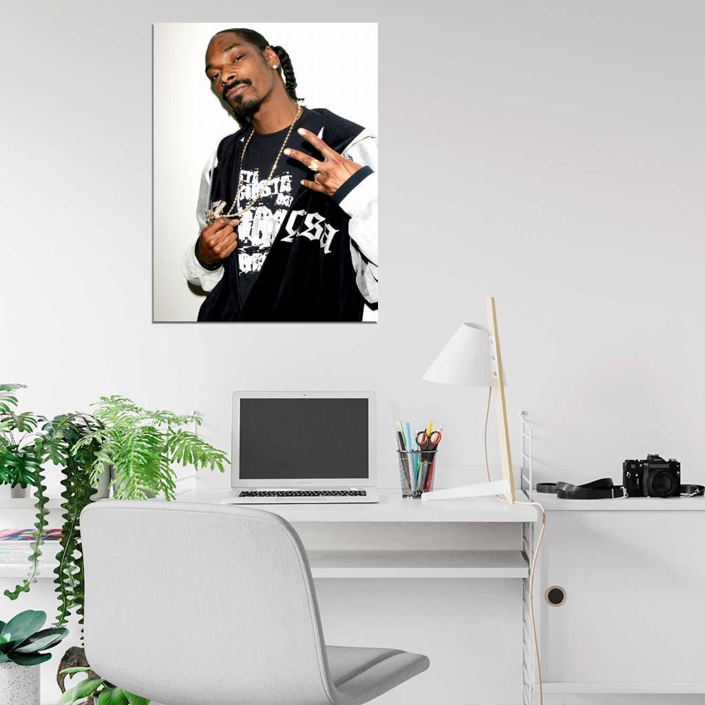 Snoop Dogg Gold Chain Revolver Rap Hip Hop Singer Wall Art Print Poster
