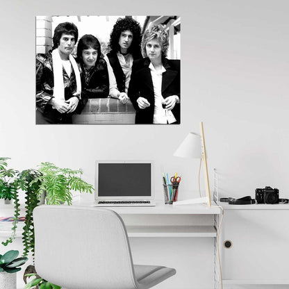 Queen Great BW Retro Freddie Mercury Music Rock Band Wall Art Print Poster