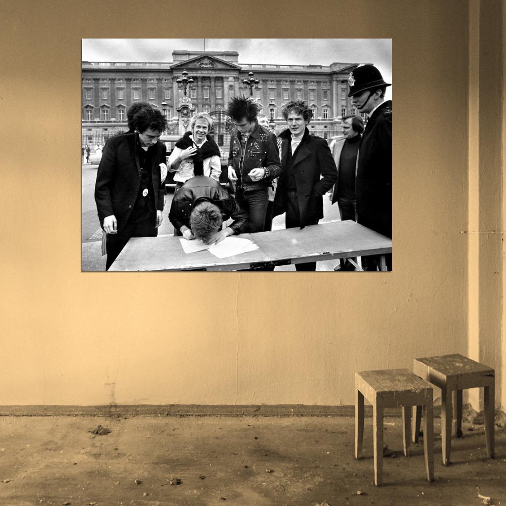 Sex Pistols BW 1977 Glen Matlock Paul Cook Sid Vicious Wall Art Print Poster