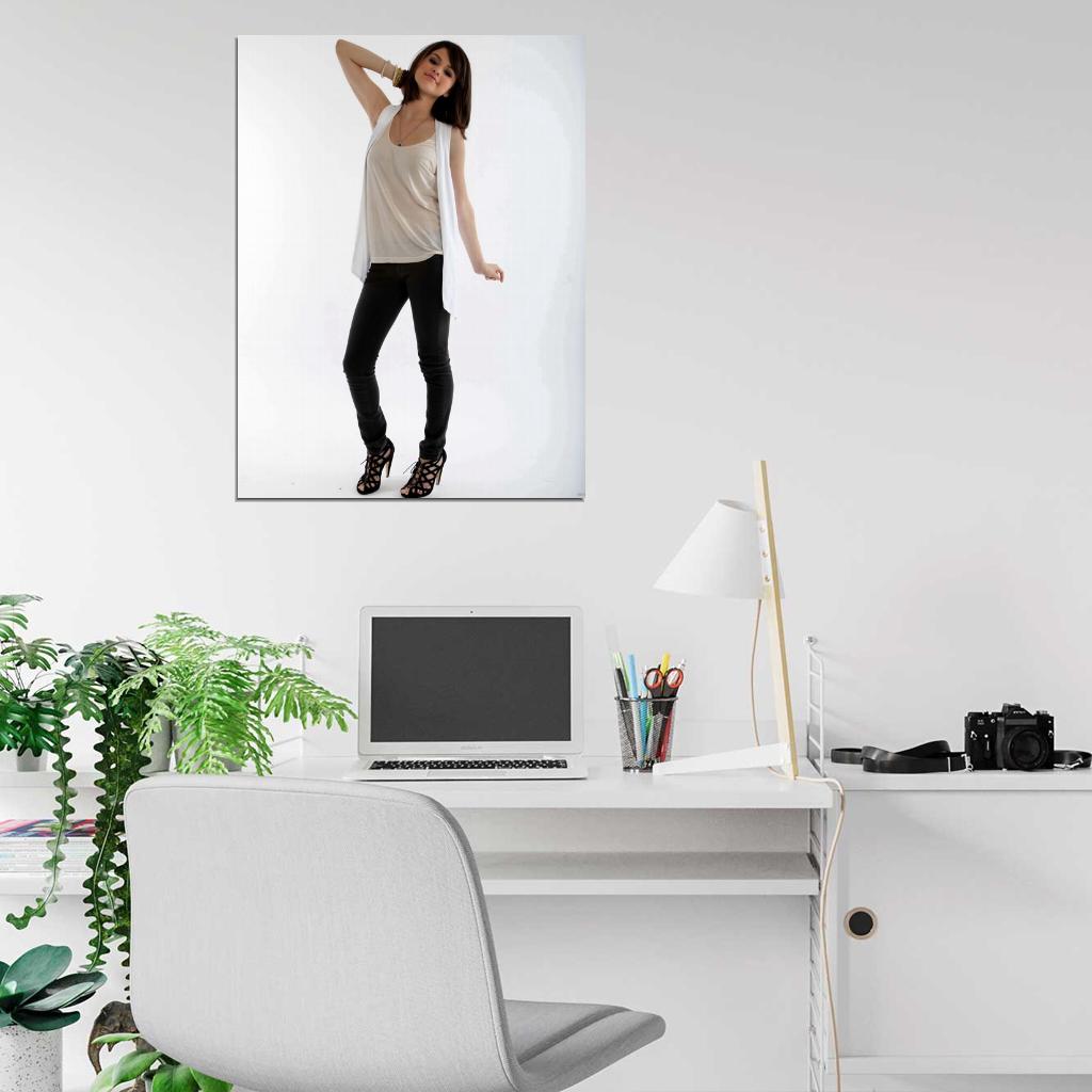 Selena Gomez Pop Music Singer Wall Art Print Poster