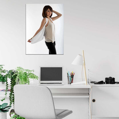Selena Gomez Cute Pop Music Singer Wall Art Print Poster