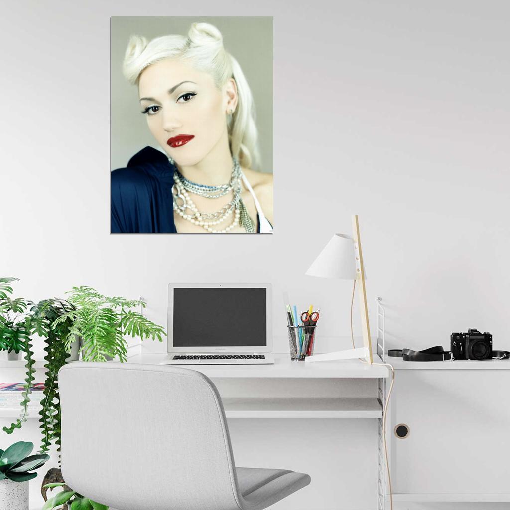 Gwen Stefani Portrait Pop Music Singer Wall Art Print Poster