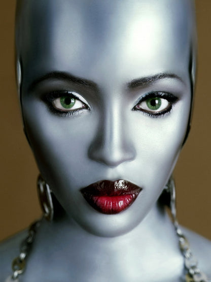 Naomi Campbell Silver Portrait Model Wall Art Print Poster