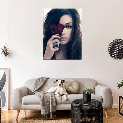 Mila Kunis Rose Amazing Cool Portrait Actress Wall Art Print Poster