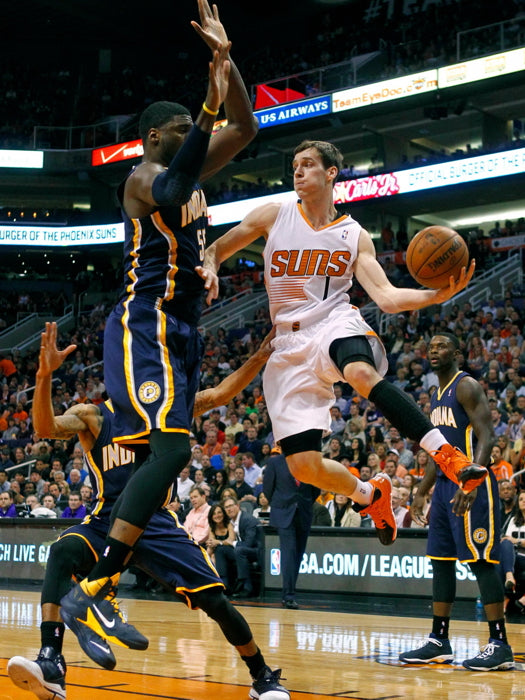 Goran Dragic Suns No Look Pass Basketball Wall Art Print Poster