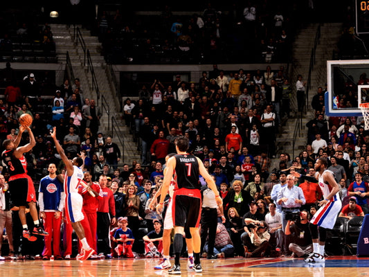 Kyle Lowry Buzzer Beater Raptors Basketball Wall Art Print Poster