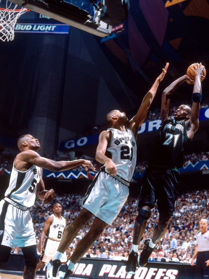 Kevin Garnett vs Duncan Wall Art Print Poster