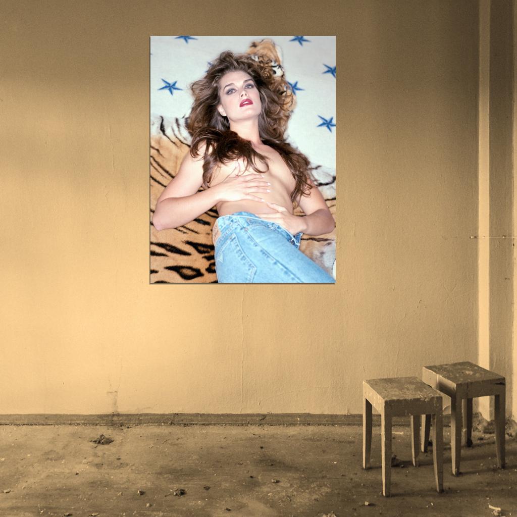 Brooke Shields Sexy Hot Acress Topless Model Wall Art Print Poster