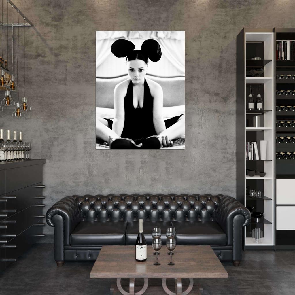 Christina Ricci Cute Mouse Actress Vintage BW Wall Art Print Poster
