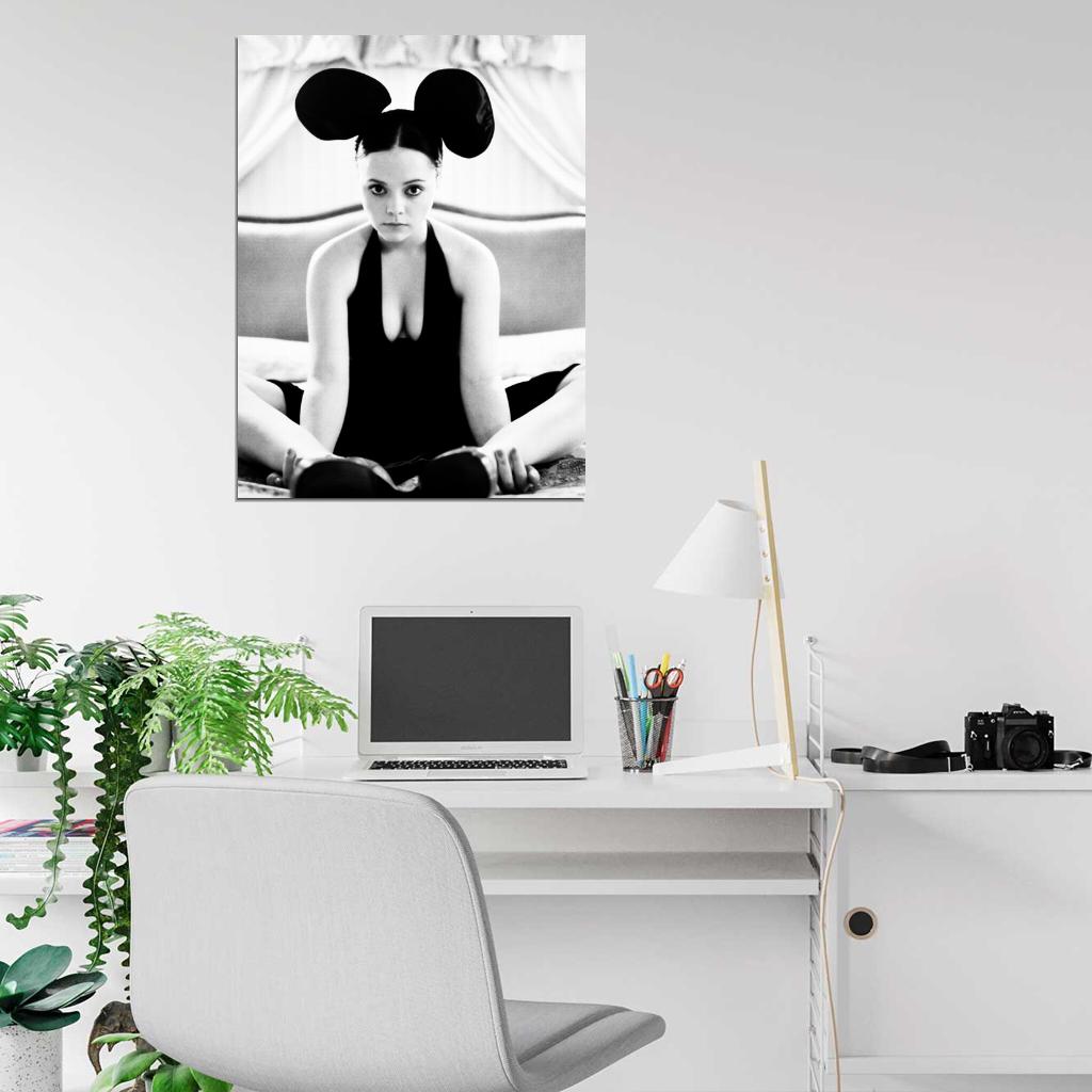 Christina Ricci Cute Mouse Actress Vintage BW Wall Art Print Poster