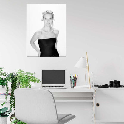 Gwyneth Paltrow Cute Actress BW Wall Art Print Poster