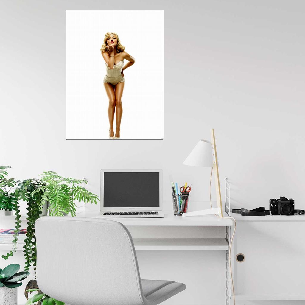 Hayden Panettiere Sexy Actress Music Singer Wall Art Print Poster