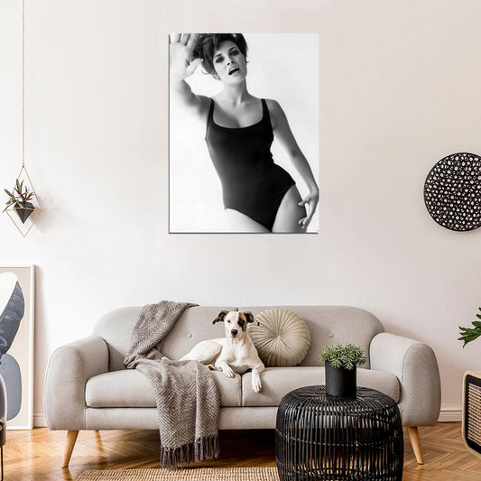 Raquel Welch Hot Old Retro Vintage BW Wall Art Print Poster