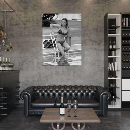 Raquel Welch Lady In Cement Sexy Vintage BW Wall Art Print Poster
