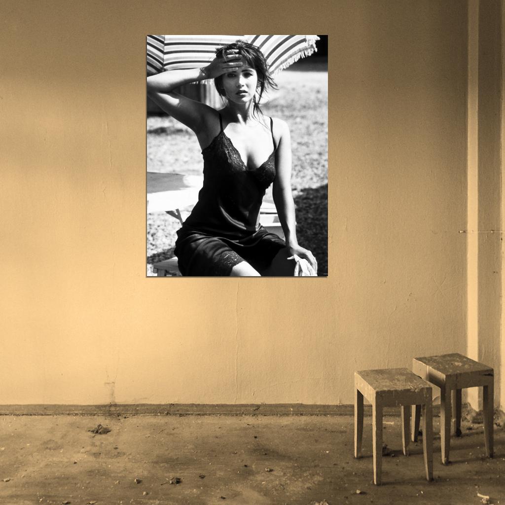 Sophie Marceau Beautiful Hot Actress Retro BW Wall Art Print Poster