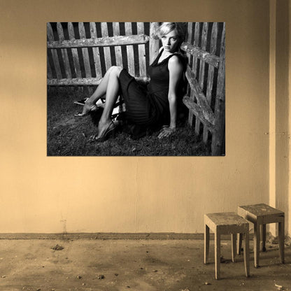 Uma Thurman Awesome Cool Actress Vintage BW Wall Art Print Poster